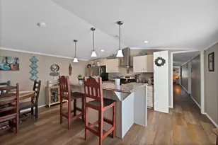 130 Firefly Dr, Springtown, TX 76082 - Photo 9