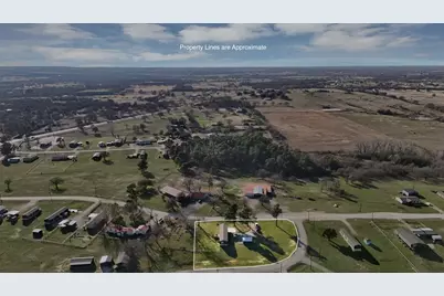 130 Firefly Drive, Springtown, TX 76082 - Photo 3