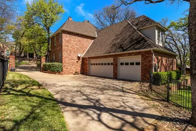 303 W Charlottesville Avenue, Colleyville, TX 76034 - Photo 29