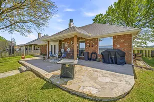 1023 Prairie Wind Blvd, Stephenville, TX 76401 - Photo 25