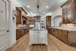 6804 Whittier Ln, Colleyville, TX 76034 - Photo 13