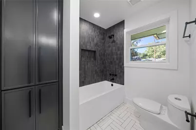 6746 Braeburn Drive, Dallas, TX 75214 - Photo 23