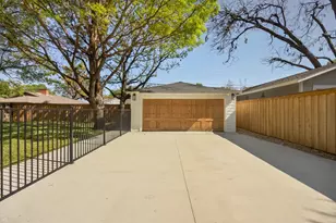 6746 Braeburn Dr, Dallas, TX 75214 - Photo 27