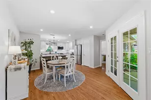 1503 Frontier Dr, Arlington, TX 76012 - Photo 11