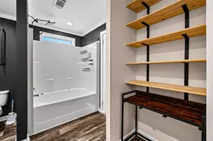 4400 Montana Trail, Granbury, TX 76048 - Photo 21