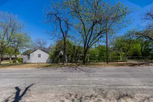 1630 McKenzie Ave, Waco, TX 76708 - Photo 5