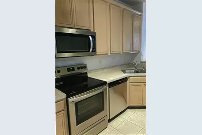 8609 Hunters Trace, Plano, TX 75024 - Photo 3