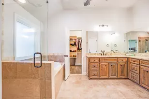 5308 Mission Cir, Granbury, TX 76049 - Photo 19