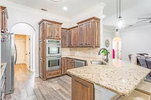 5308 Mission Cir, Granbury, TX 76049 - Photo 11