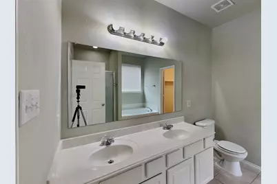 508 Lead Creek Drive, Fort Worth, TX 76131 - Photo 9