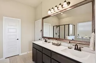 6505 Molly Anita Dr, Burleson, TX 76058 - Photo 17