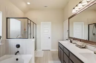 6505 Molly Anita Dr, Burleson, TX 76058 - Photo 17