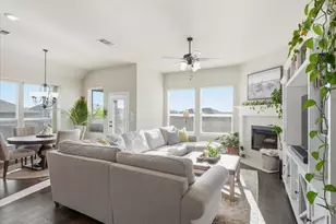 6505 Molly Anita Dr, Burleson, TX 76058 - Photo 7