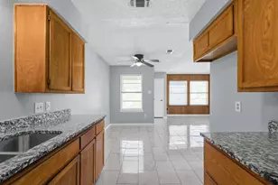 7318 Davis Blvd, North Richland Hills, TX 76182 - Photo 17