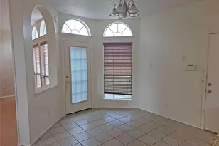 707 E Grubb Dr, Mesquite, TX 75149 - Photo 7