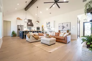 2521 Birchwood Dr, Granbury, TX 76049 - Photo 5