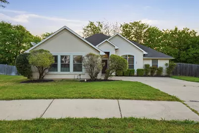 500 Hidden Meadow Court, DeSoto, TX 75115 - Photo 1