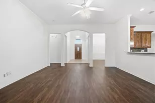 500 Hidden Meadow Ct, DeSoto, TX 75115 - Photo 7