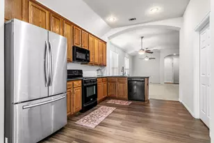 1008 Grey Fox Dr, Savannah, TX 76227 - Photo 11