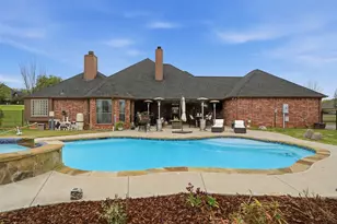 217 Silver Rose Blvd, Burleson, TX 76028 - Photo 33