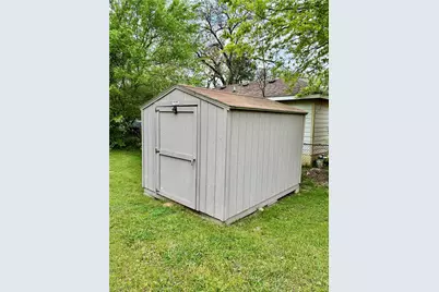 1005 Lawton Drive, Dallas, TX 75217 - Photo 5