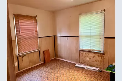 1005 Lawton Drive, Dallas, TX 75217 - Photo 23