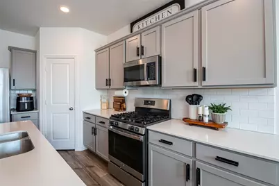 3032 Riddler Way, Little Elm, TX 75068 - Photo 7