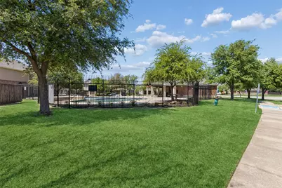 6384 Hill Creek Drive, The Colony, TX 75056 - Photo 29