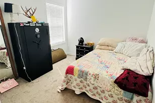 928 W Chase St, Denison, TX 75020 - Photo 9