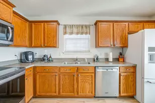 1700 Wolf Creek Dr, Arlington, TX 76018 - Photo 13