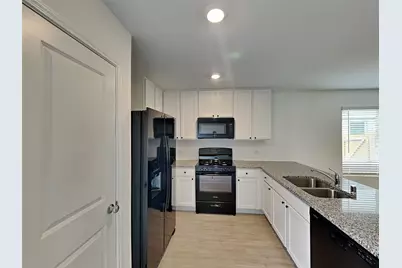 1105 Blazin Bronco Trail, Fort Worth, TX 76052 - Photo 3