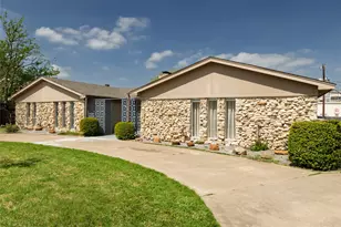 6228 Wheaton Dr, Fort Worth, TX 76133 - Photo 1