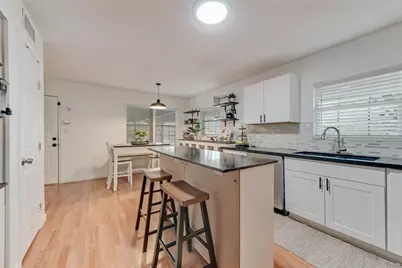 6555 Calmont Avenue, Fort Worth, TX 76116 - Photo 13