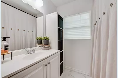 6555 Calmont Avenue, Fort Worth, TX 76116 - Photo 7