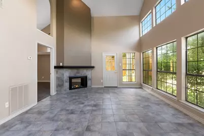 4304 Laguna Drive, Dallas, TX 75287 - Photo 9