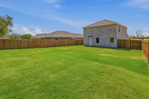 1921 Glory Dr, Bonham, TX 75418 - Photo 5
