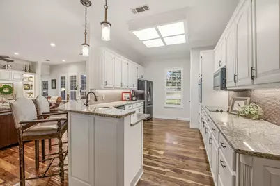 5910 Dog Leg Court, Granbury, TX 76049 - Photo 7