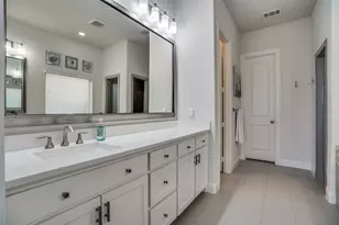 1011 Riviera Rd, Roanoke, TX 76262 - Photo 9