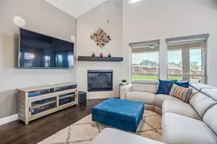 1011 Riviera Rd, Roanoke, TX 76262 - Photo 5