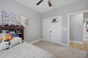 501 Bonham St, Tom Bean, TX 75491 - Photo 29