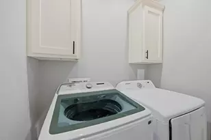 501 Bonham St, Tom Bean, TX 75491 - Photo 31