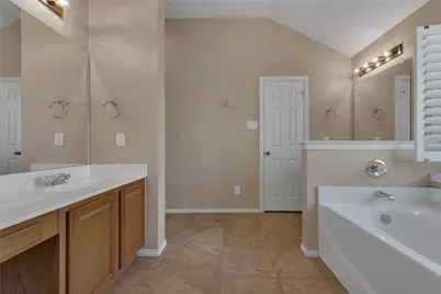 910 Derby Court, Celina, TX 75009 - Photo 17