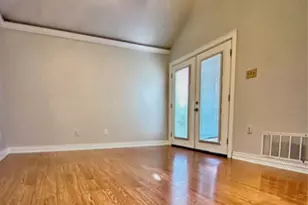 3115 Royal Gable Dr, Dallas, TX 75229 - Photo 5