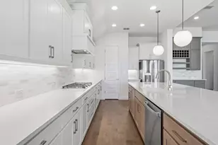 10001 Sagehawk Dr, Denton, TX 76205 - Photo 11