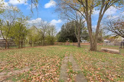 3853 Commonwealth Drive, Garland, TX 75043 - Photo 19