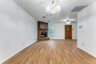 3308 Donalee St, Fort Worth, TX 76119 - Photo 7