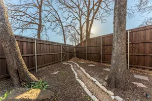 625 Palo Duro Dr, Hurst, TX 76054 - Photo 35