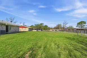 1404 Primrose Ln, Cisco, TX 76437 - Photo 25