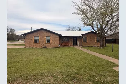 200 33rd Street, Mineral Wells, TX 76067 - Photo 1