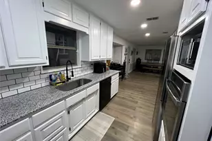 200 33rd St, Mineral Wells, TX 76067 - Photo 11